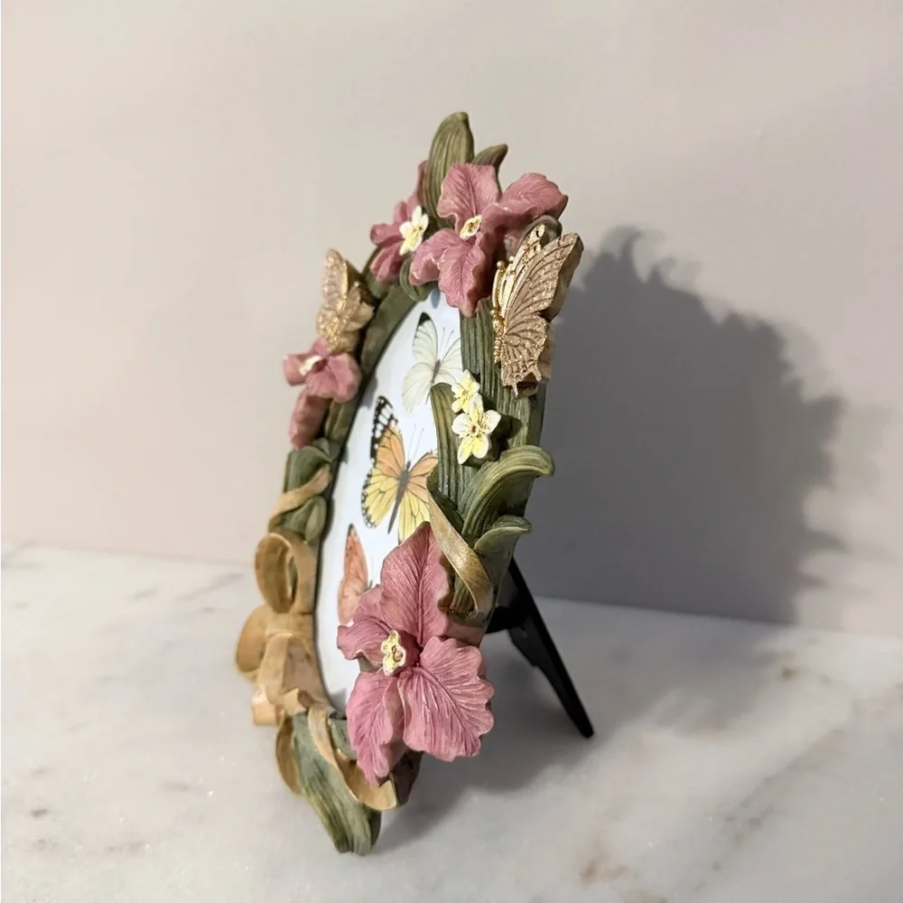 Floral Butterfly 3d  Picture Frame